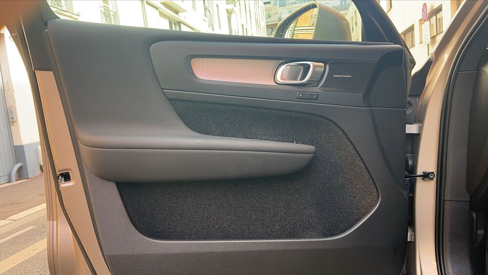XC40 2.0 B3 163 DCT7 Plus 2022 occasion 92110 Clichy