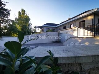  Maison � vendre 6 pi�ces 218 m�