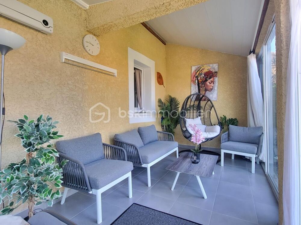 Pavillon T3 de 54 M² + 15 m² de vérenda + grand jardin dans une résidence sécurisée avec pisicine, entre Colombiers et Béziers