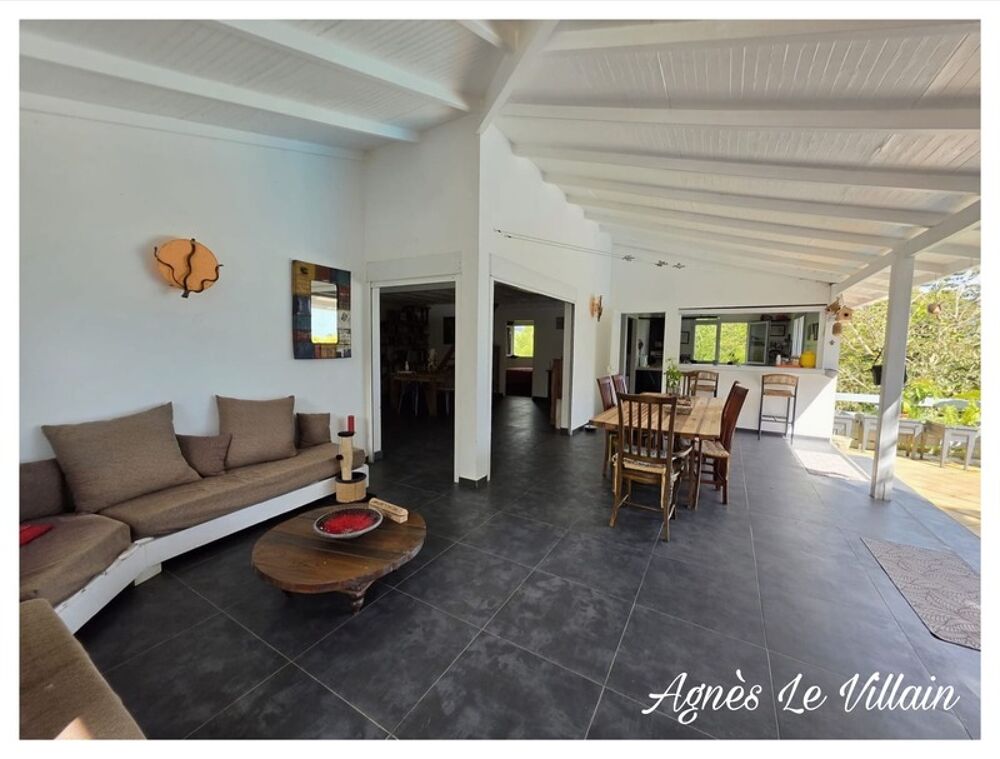 � vendre  Villa Petit-Bourg (97170)