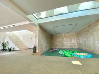  Villa � vendre 7 pi�ces 348 m�