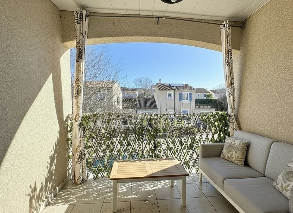 Maison avec garage et jardin - Beauvoisin