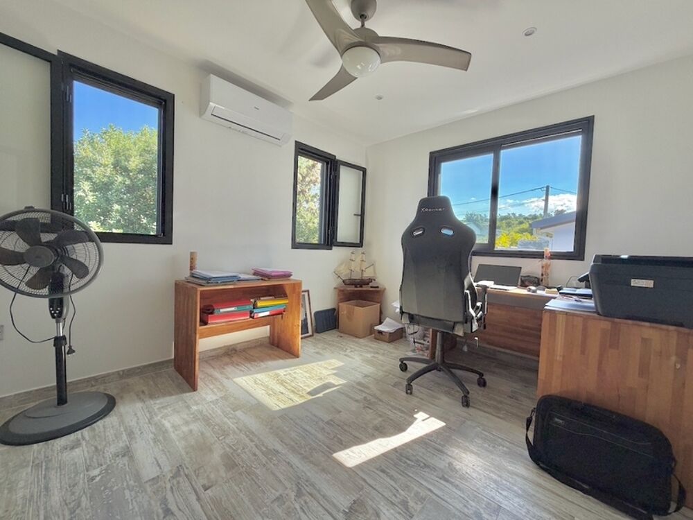 � vendre  Villa Saint-Pierre (97410)