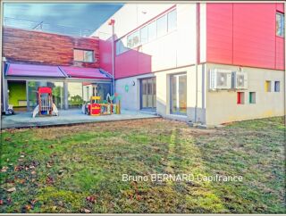  Immeuble � vendre 5 pi�ces 900 m�