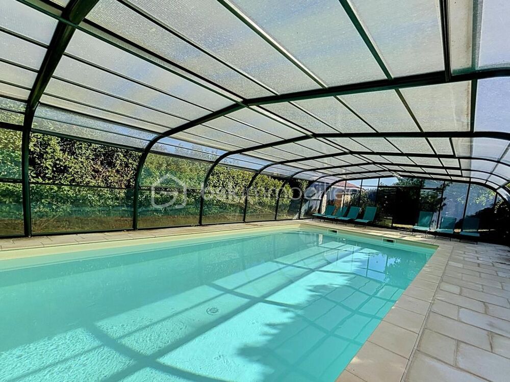 Vente Immeuble Propriété avec piscine Bressuire