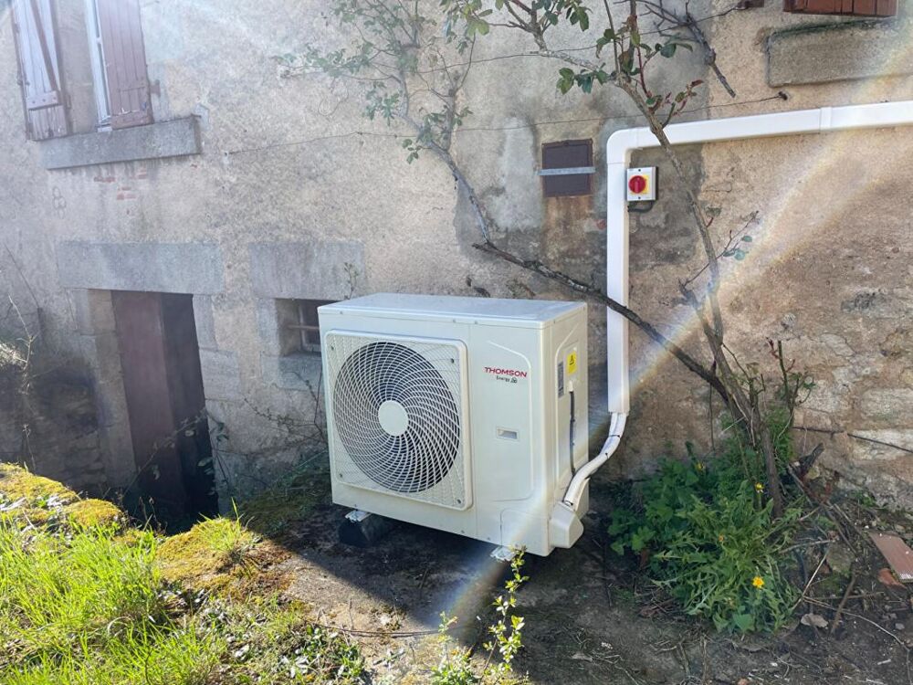 Vente Maison Charmante maison à fort potentiel à Champillet  Laissez parler vos envies ! Champillet