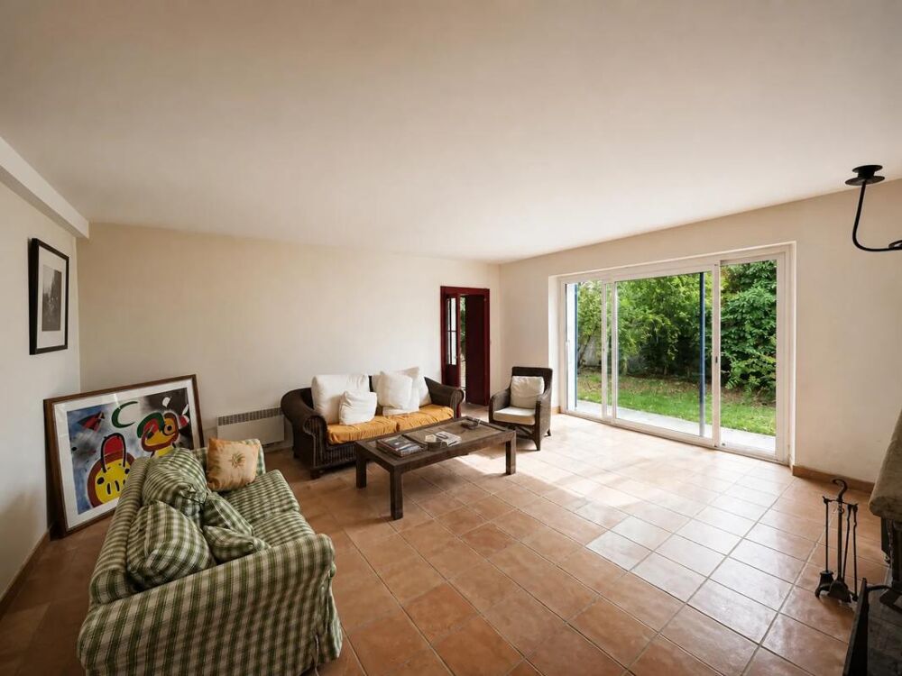 Vente Maison Maison de 6 pièces de 166 m² à Jau-Dignac-et-Loirac Jau dignac et loirac