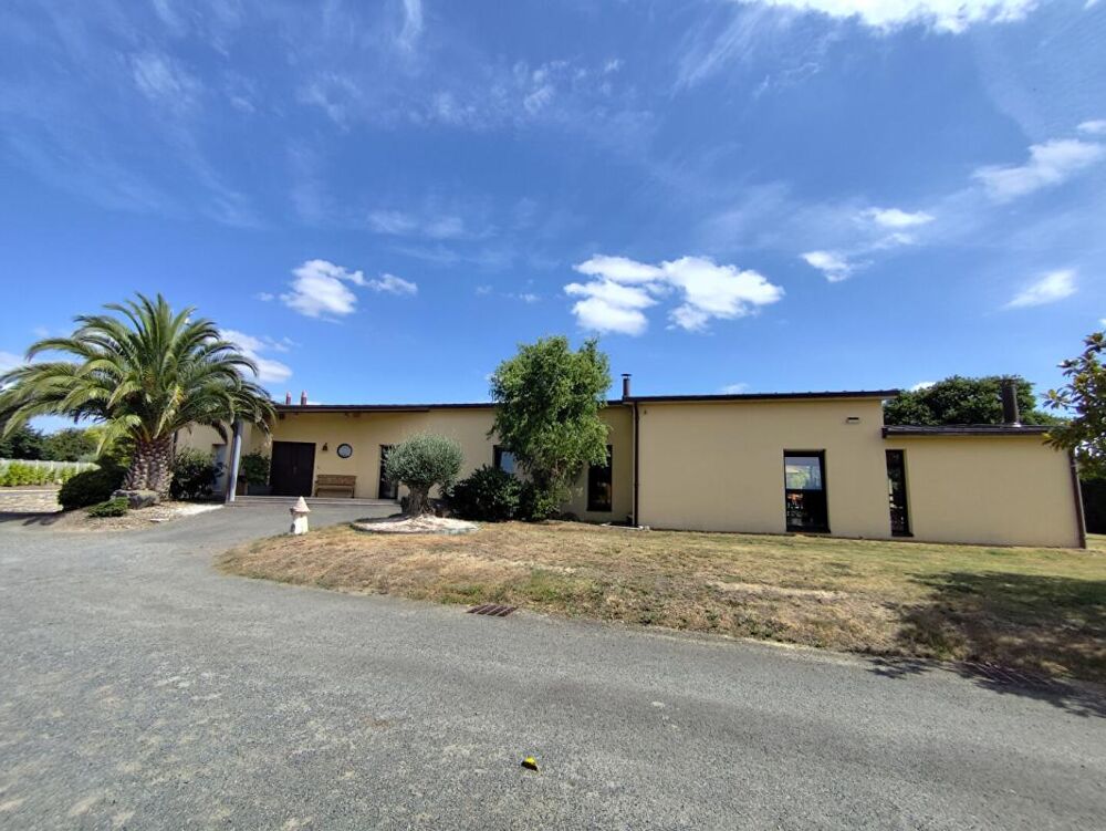 Vente villa de prestige 440 m² - Plus
