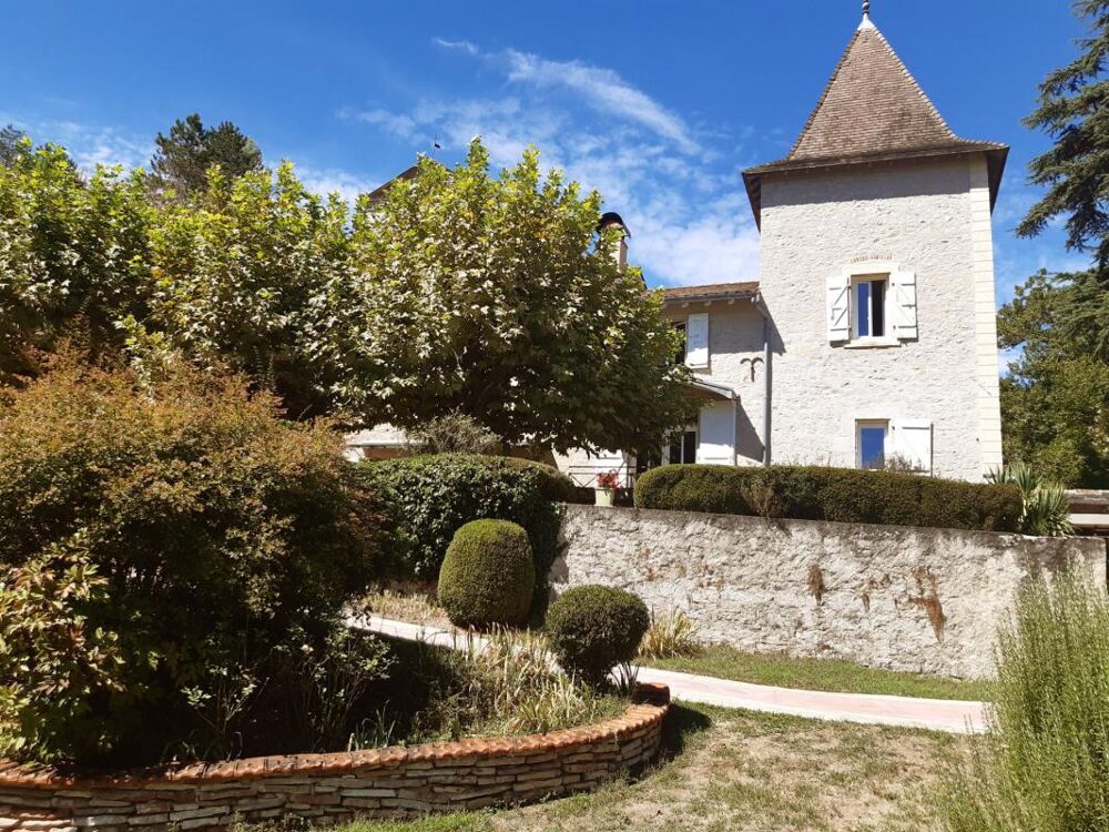 à vendre  Propriété/château Cahors (46000)