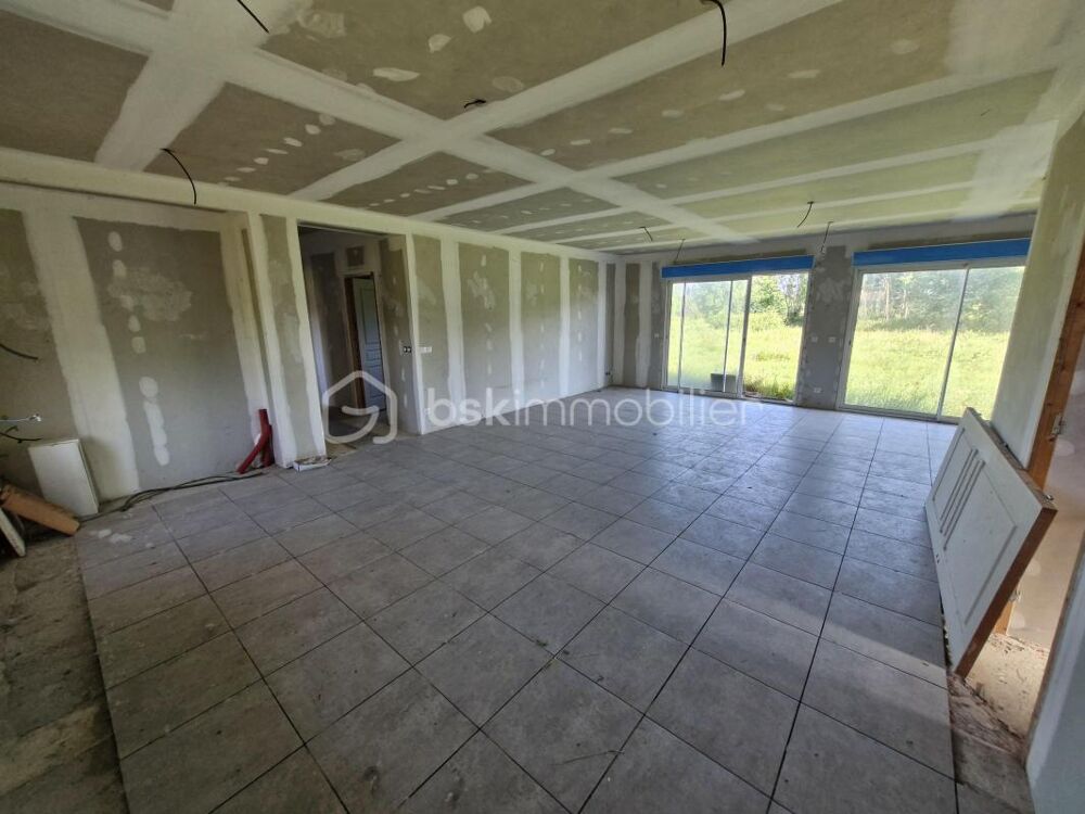 Vente Maison Charmante maison de 100m2 à finir de sublimer sur son terrain de 2135m2 à Menesplet Menesplet