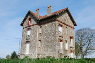  Proprit/chteau  vendre 11 pices 230 m