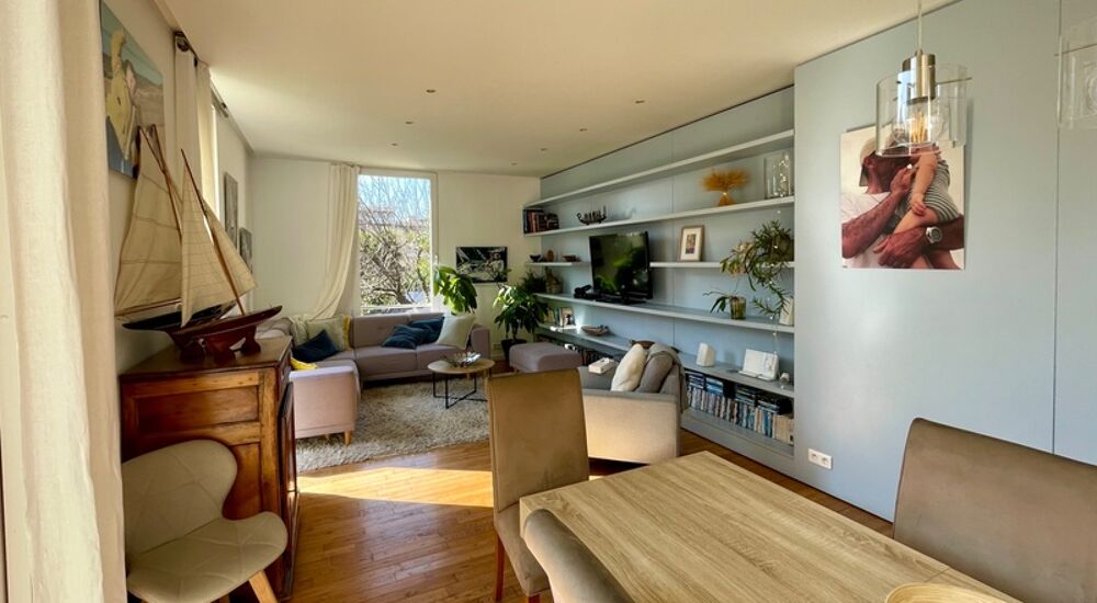 Vente Appartement ANTIBES (06) À vendre – Appartement 5 pièces duplex en bas de villa avec piscine salle de sport et jacuzzi Antibes