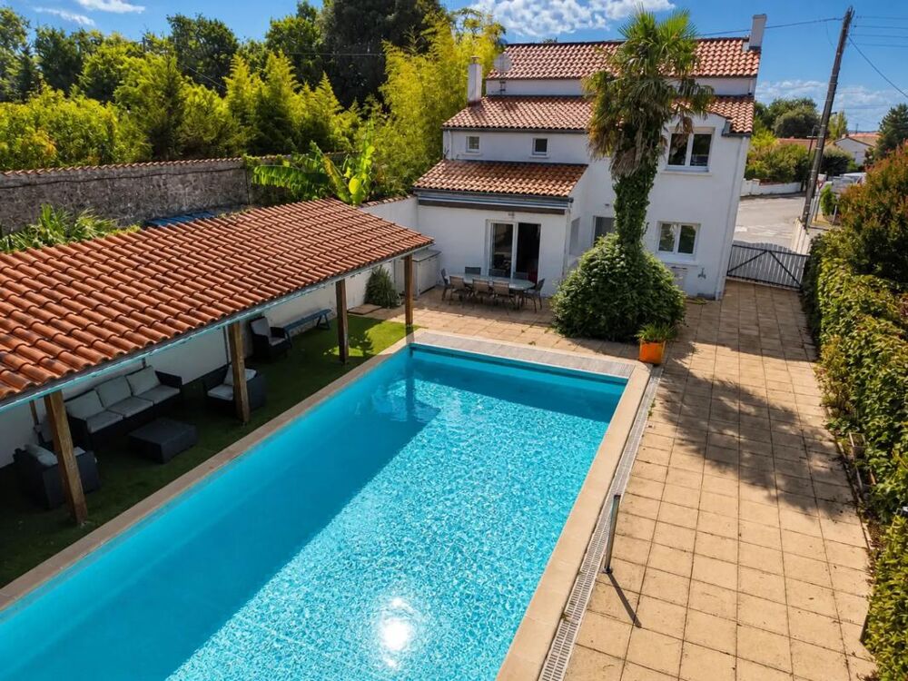 Vente Maison FOURAS – Maison familiale 116 m² • Piscine • Jardin 460 m² • Centre-ville à pied Fouras