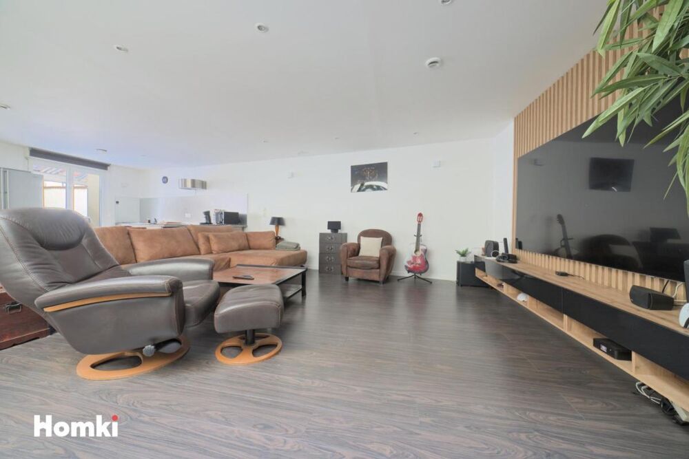 COUP DE COEUR  Loft T4 atypique avec terrasse  Volumes exceptionnels