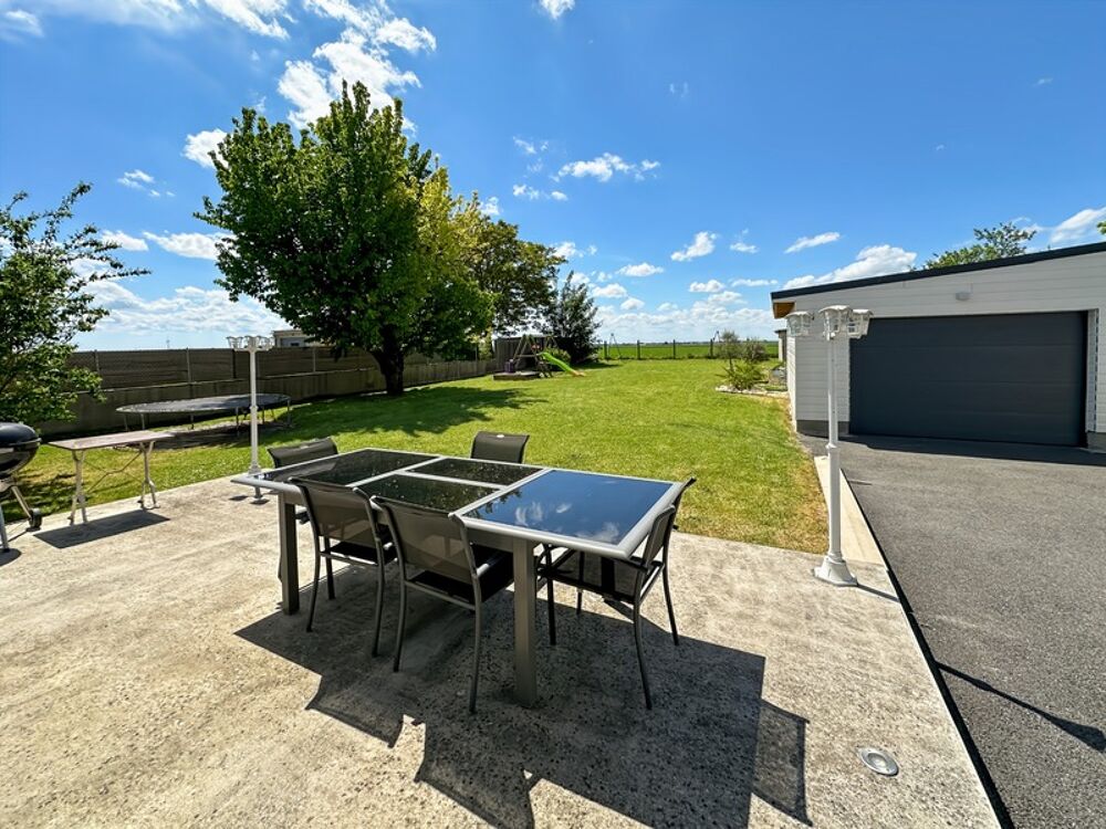Vente Maison AUFFERVILLE (77) Maison plain-pied 4P de 105 m2 sur sous-sol total. Terrain 1 096 m2 Aufferville