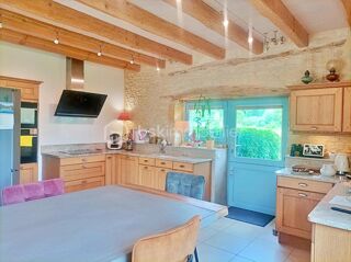  Propri�t�/ch�teau � vendre 11 pi�ces 361 m�