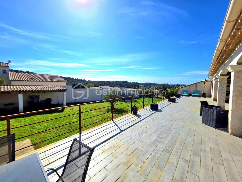 MONDRAGON / 2 VILLAS / 390 M² HABITABLE / PISCINE / TERRAIN 7 500 m²