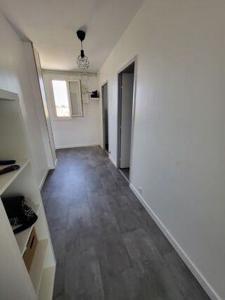  Appartement à louer 1 pièce 42 m²