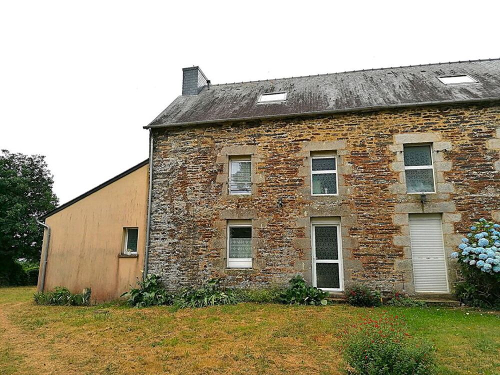 Maison en pierre rénovée avec jardin et verger Loyat 107 m2