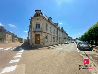  Immeuble � vendre 15 + pi�ces 550 m�