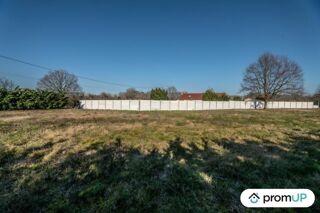  Terrain  vendre 689 m