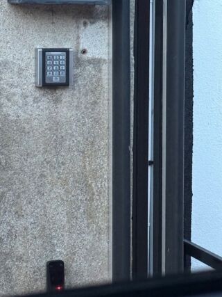  Parking / Garage à louer 2 pièces 53 m²