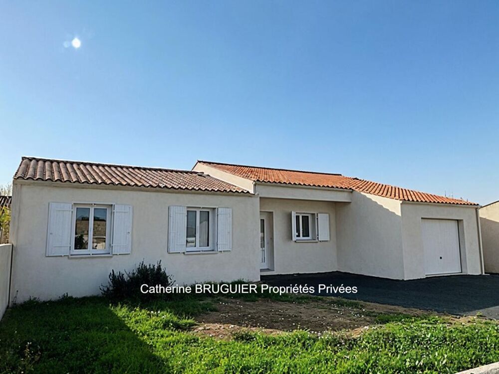 Plain pied de 114 m2 - 3 chambres- garage - grand jardin clos- quartier résidentiel