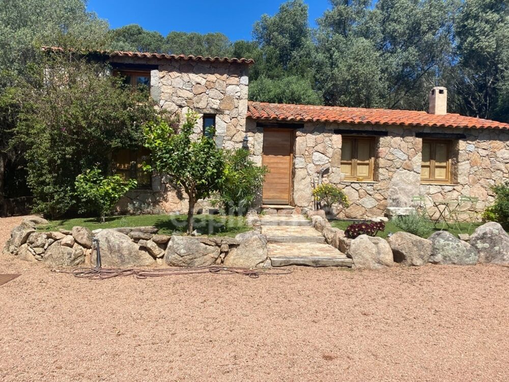 CORSE (20)- Commune de SOTTA, 10 minutes aéroport FIGARI et 15 min de PORTO VECCHIO belle maison T4 avec piscine