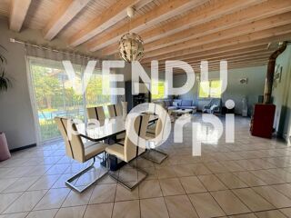  Maison à vendre 6 pièces 199 m²