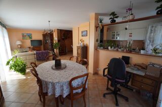  Duplex/triplex à vendre 4 pièces 100 m²