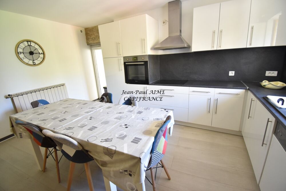 Vente Maison BARJAC – Maison de village soigneusement rénovée – 66 m² – Garage voûté Barjac