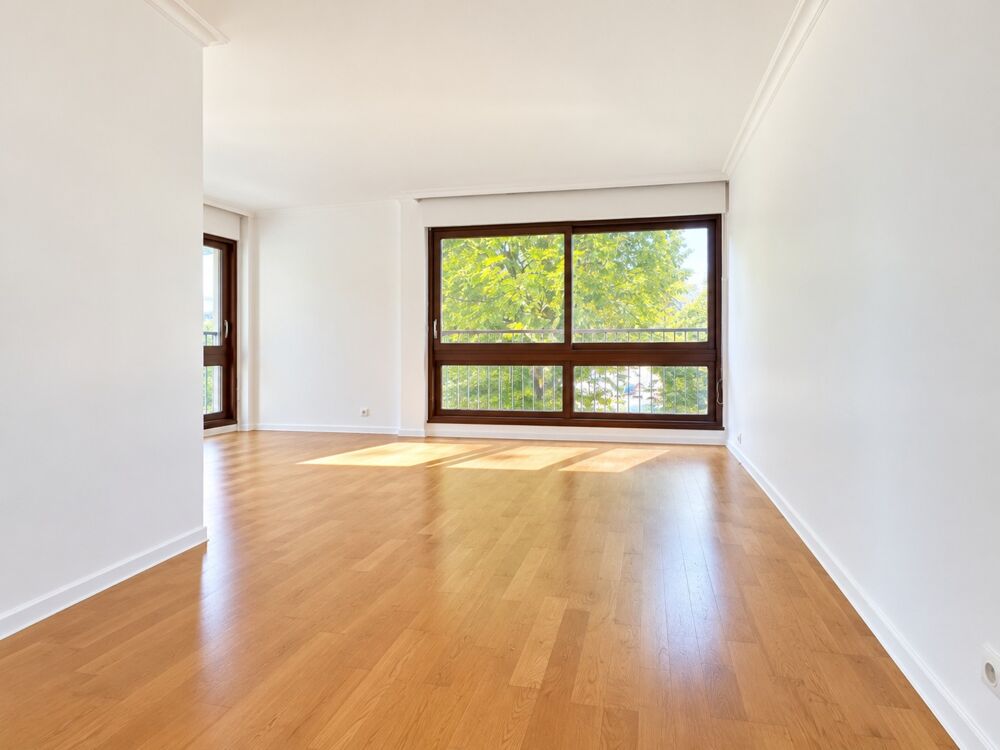 Vente Appartement Appartement à vendre 4 pièces LE CHESNAY (78)100m²-3 chambres-Loggia-Balcon-Parking-cave Le chesnay