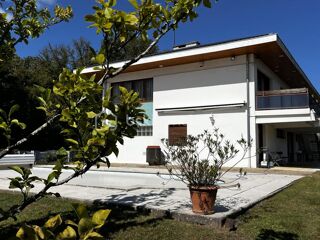  Maison � vendre 8 pi�ces 230 m�