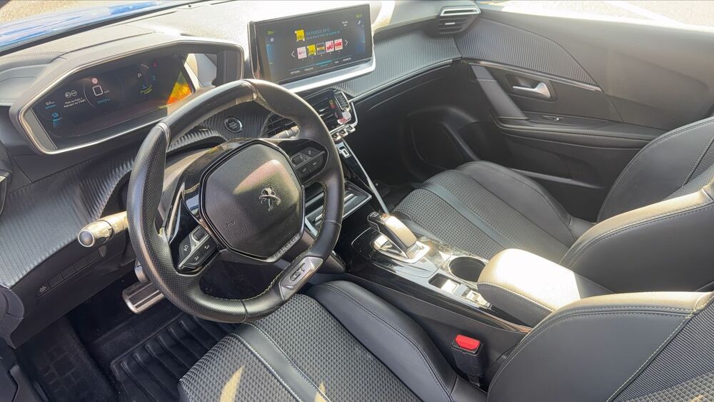 208 136 50 kWh GT Line 2020 occasion 69200 Venissieux