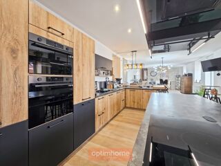  Maison à vendre 10 pièces 226 m²
