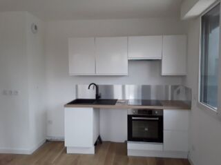  Appartement à louer 2 pièces 42 m²