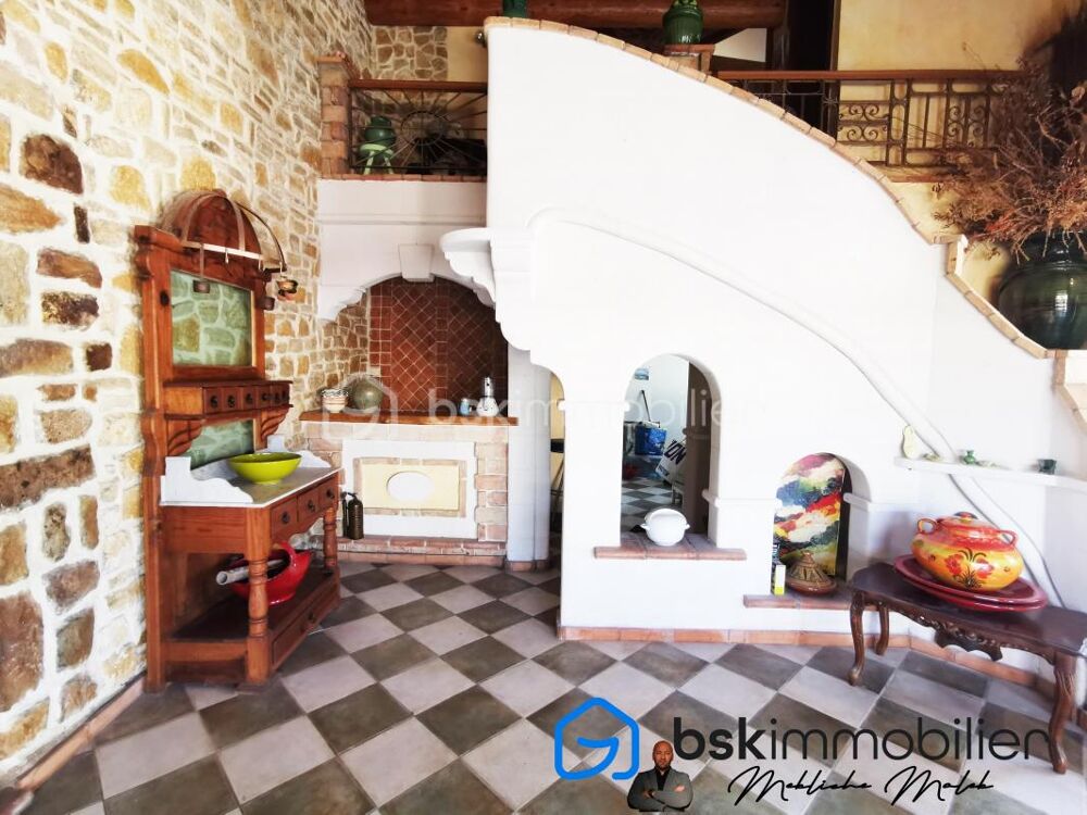 maison atypique de 208 m² SAINT-CHRISTOL-LES-ALES