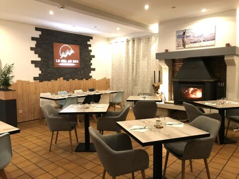   Commerces 20 pièces / 1000 m² / 235 000 EUR / SELONNET 