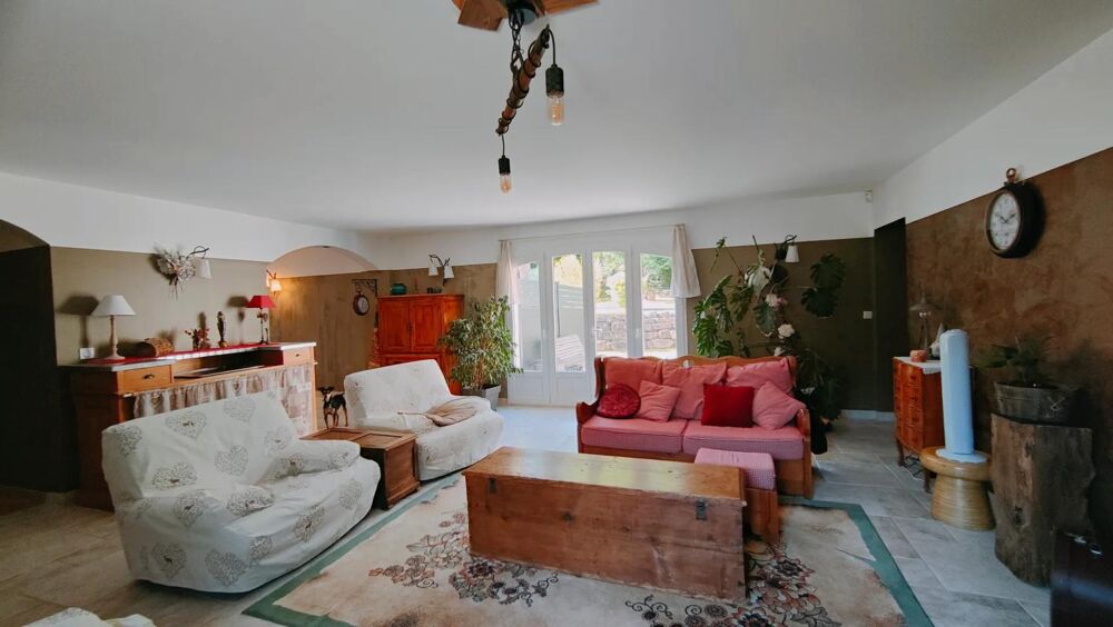 Vente Villa BELLE VILLA SPACIEUSE AVEC GRAND TERRAIN ET LOGEMENT INDEPENDANT Montelimar