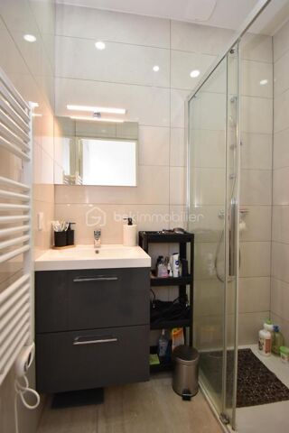  Appartement � vendre 5 pi�ces 85 m�