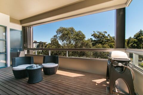   T4 avec BALCON et PARKING � deux pas du RER B et de toutes les commodit�s Appartement - 4 pi�ce(s) - 90 m�