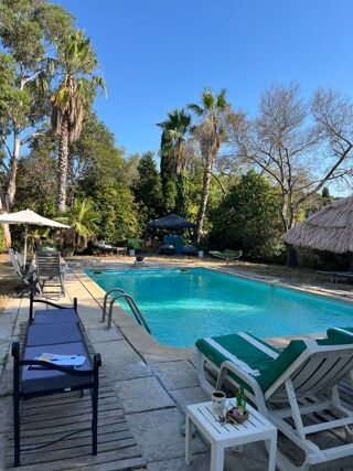  Maison � louer 3 pi�ces 80 m� Cassis