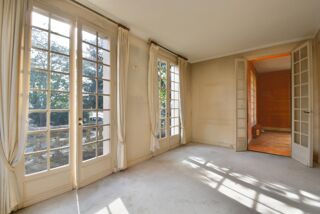  Maison à vendre 15 + pièces 345 m²