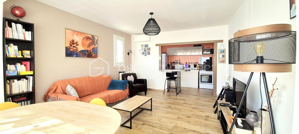 Vente Appartement GRAND & LUMINEUX T2 53m² + CAVE privative--ASCENSEUR--Commodités A PIED--PLAGE à 7min Hyeres