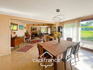  Propri�t�/ch�teau � vendre 10 pi�ces 225 m�