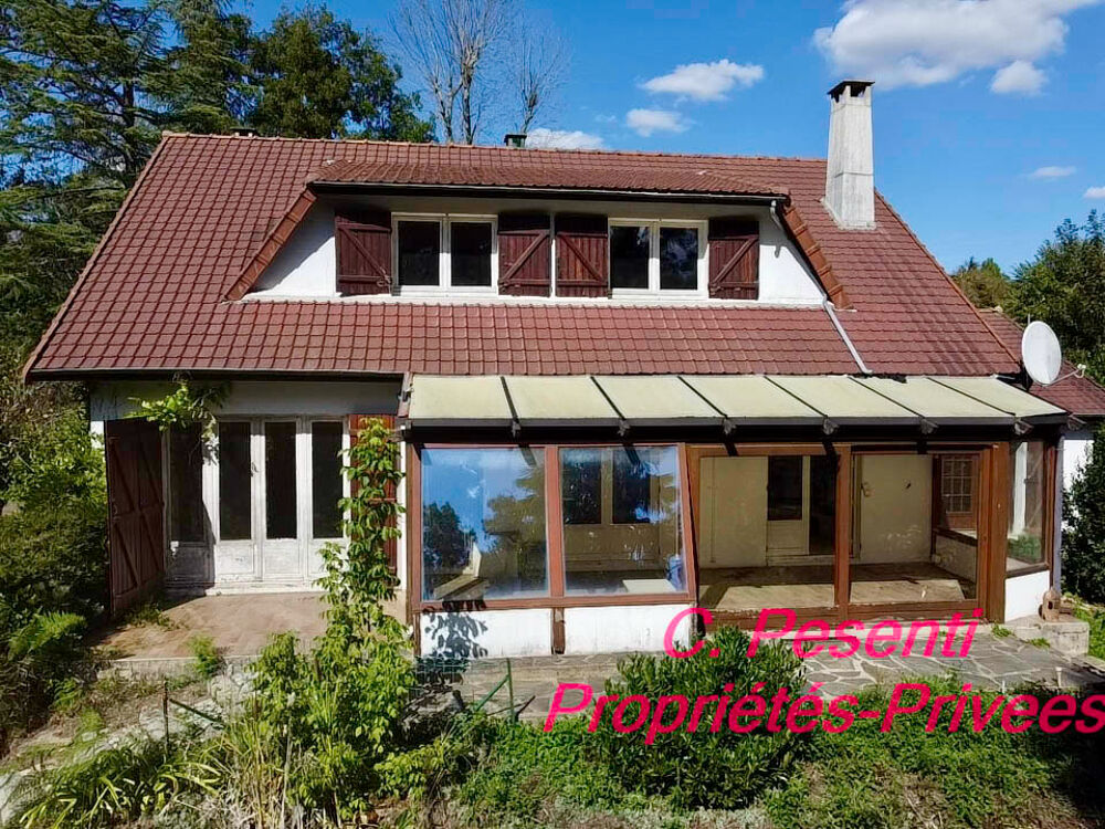 Emplacement exceptionnel!!! Maison à rénover, 9 pièce(s) 217 m2