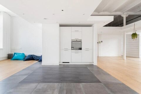  Loft à vendre 3 pièces 161 m²