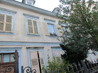  Immeuble � vendre 5 pi�ces 301 m�