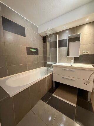  Appartement � vendre 3 pi�ces 64 m�