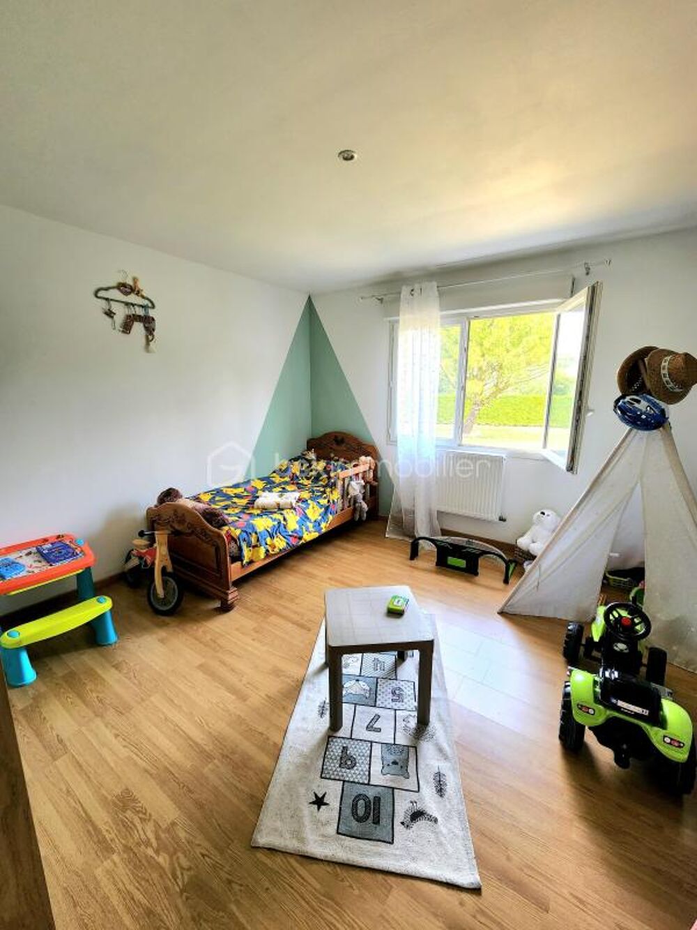 Vente Propriété/Château Magnifique propriété de 210 m², parcelle de 3 300 m² à 7 km de la mer Verton